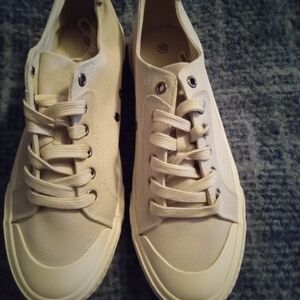 Canvas Low-Top Sneakers in Tan - Womens Size 10 Casual Shoes